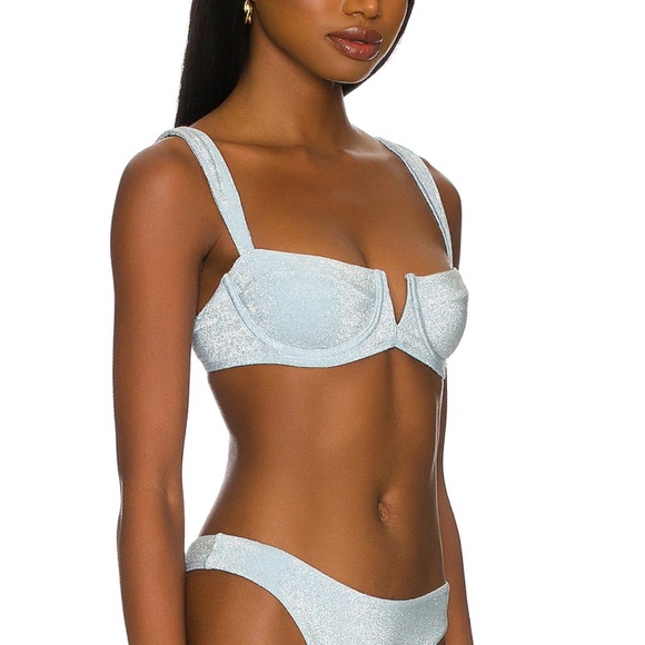 Monday swimwear Clovelly Bikini Top Powder Blue L - Picture 2 of 5